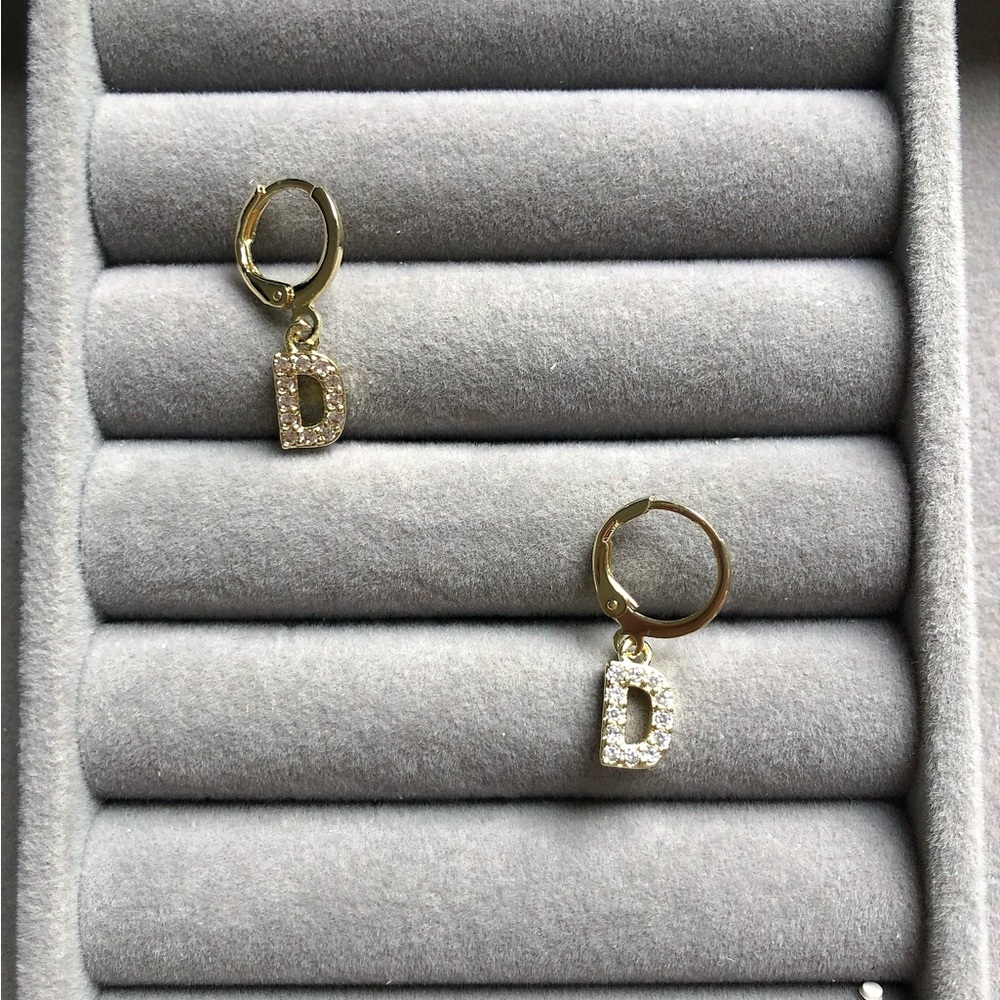 ✨Gold  Initial D Hoop Earrings